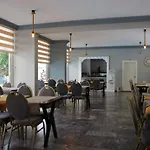 Hotell Spring 3*