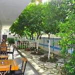 Spring Hotell